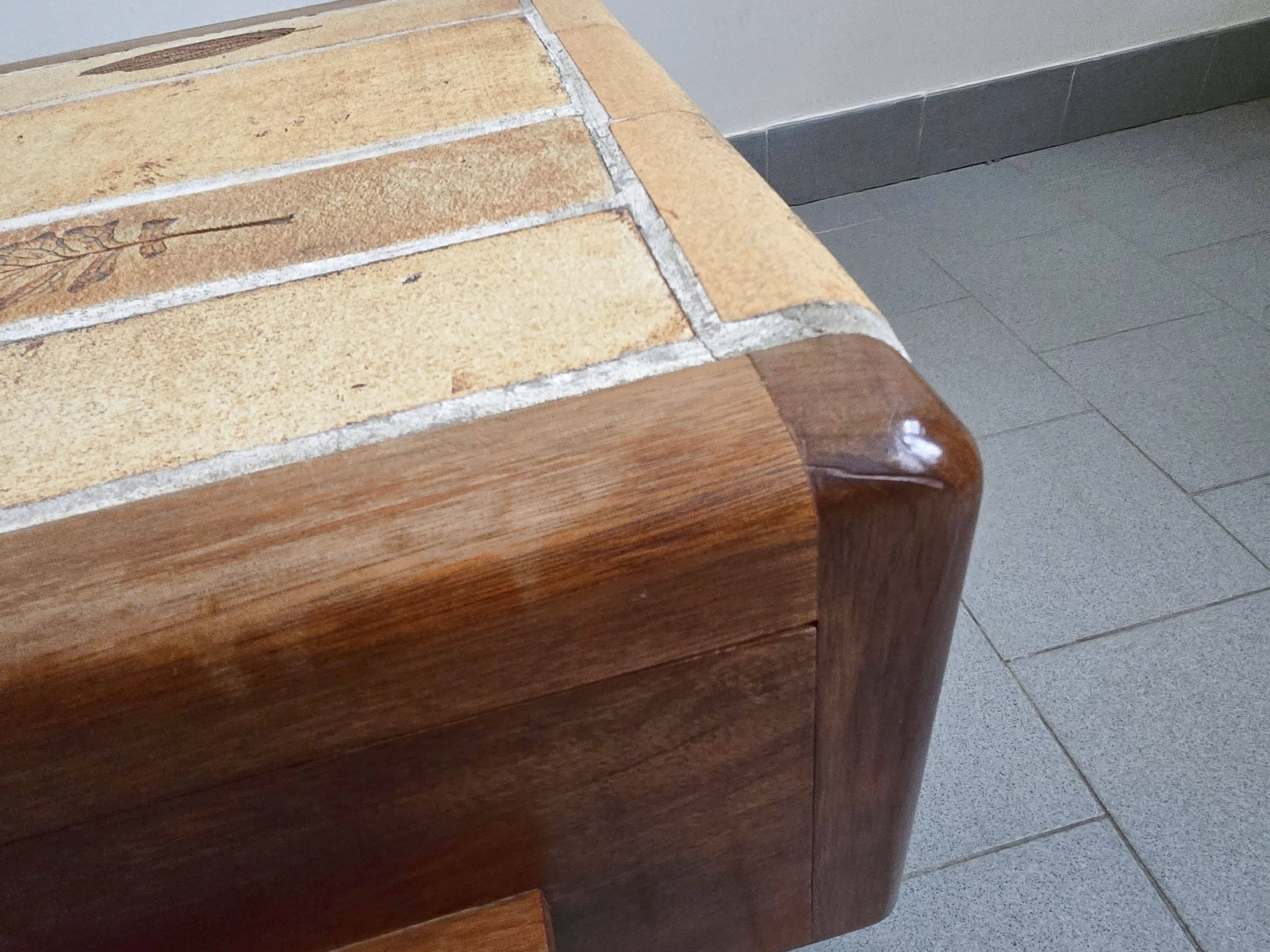 Vintage 1970 coffee table in solid oak & ceramic