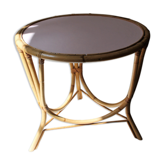 Vintage rattan round table
