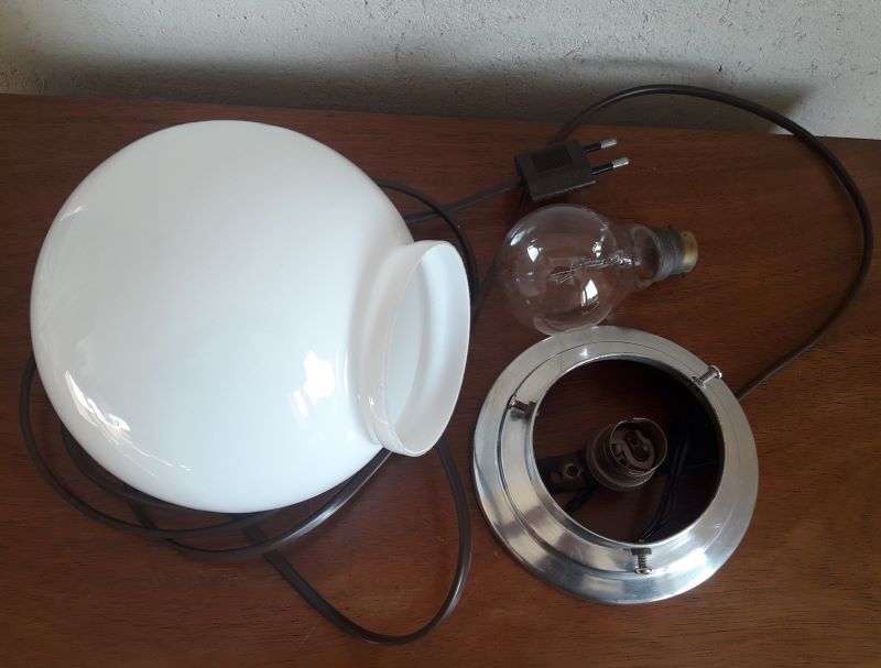 Lamp, Art Deco globe ceiling light