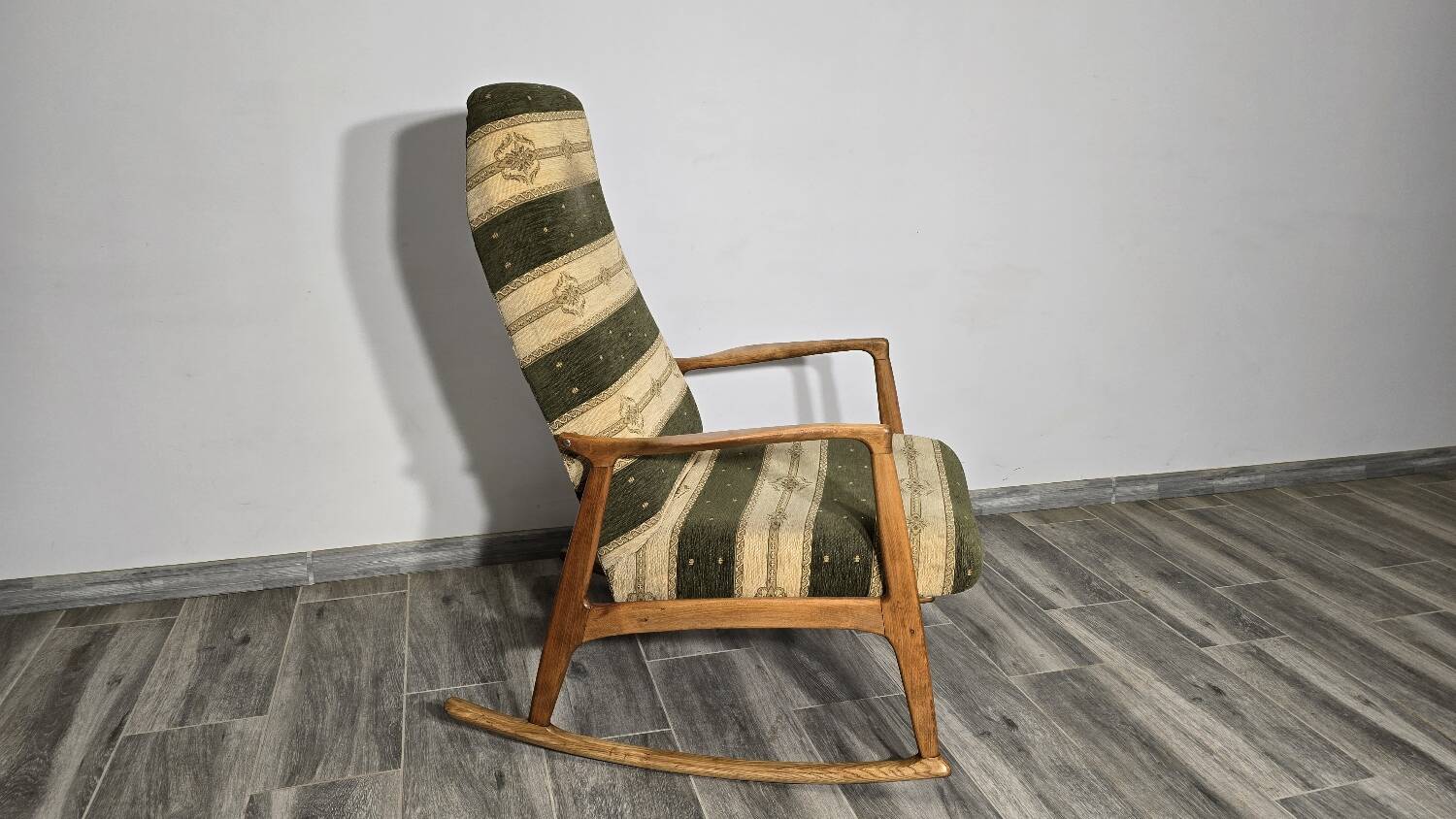 Rocking chair by Krasna Jizba