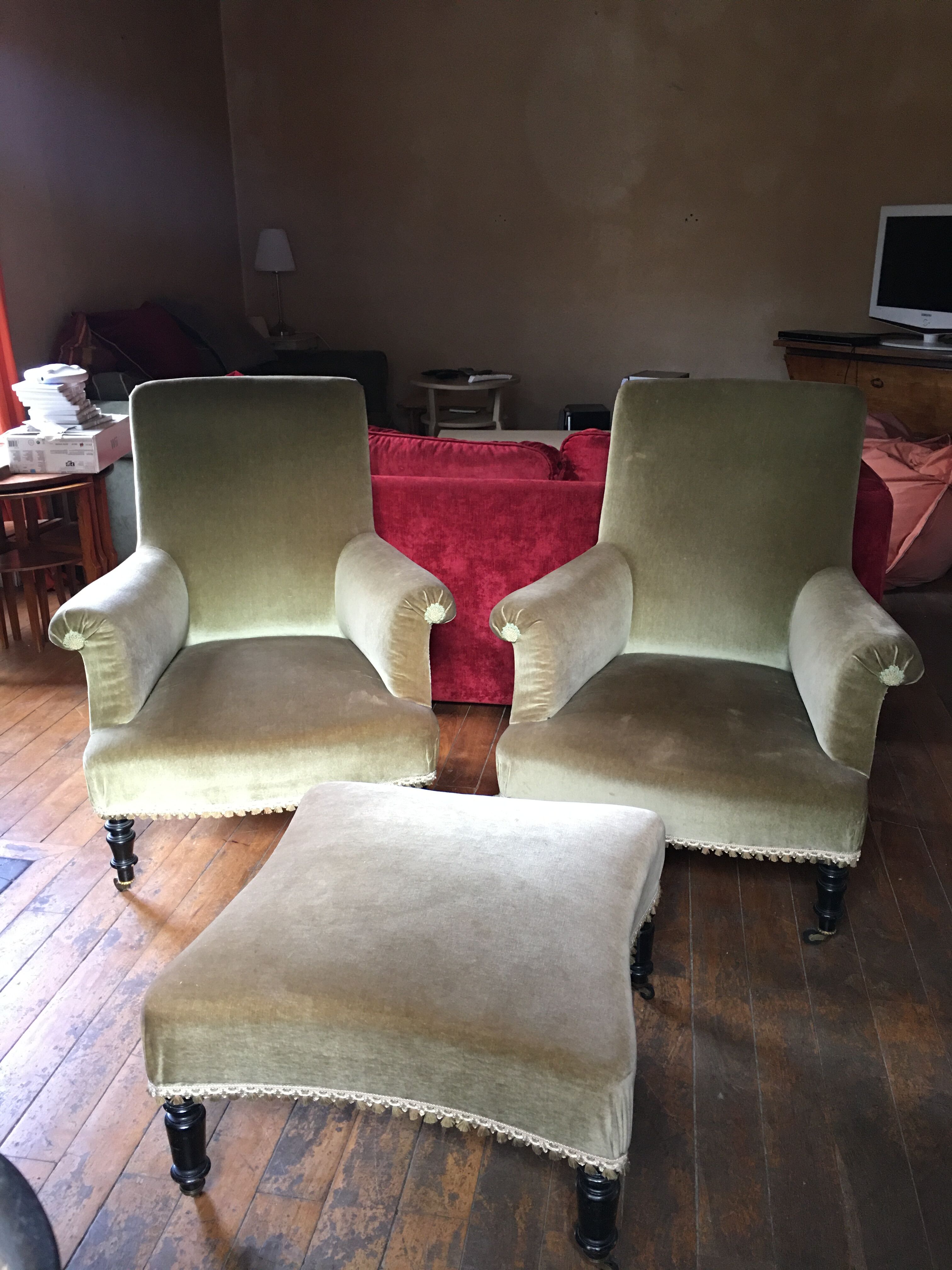 Napoleon lll velvet armchair