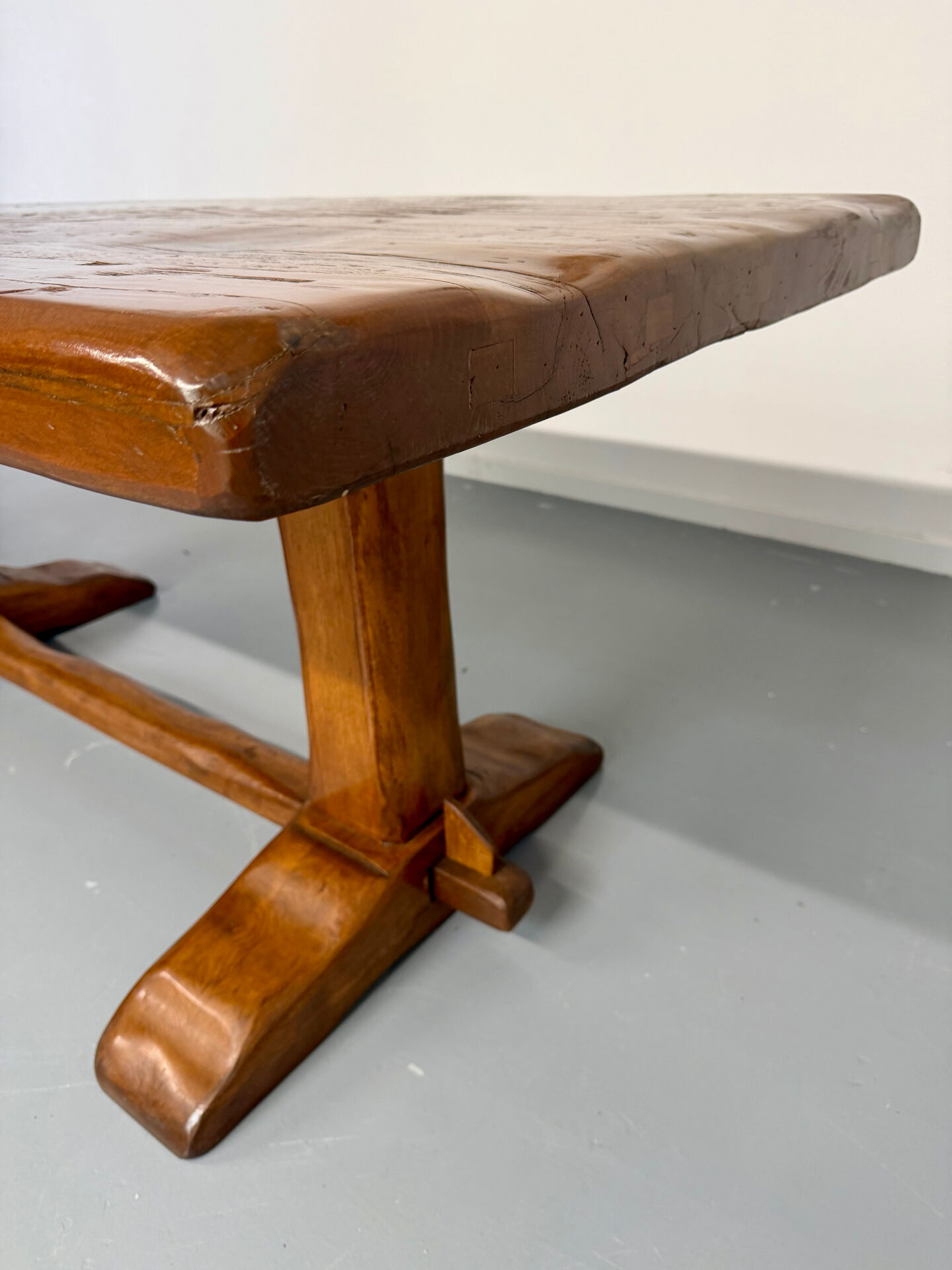 Monastery farmhouse table in thick solid oak, vintage 1960s.