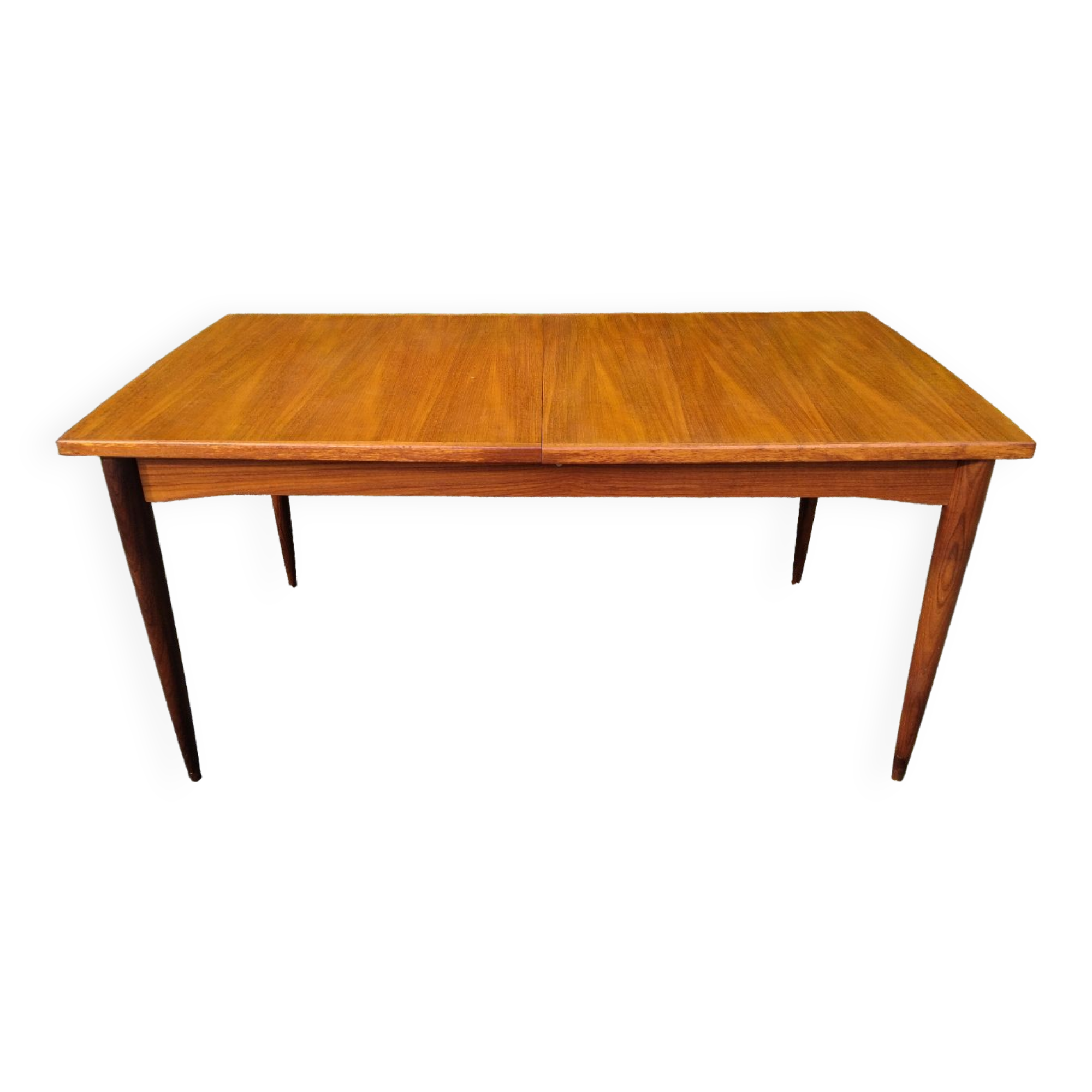 Scandinavian table with extensions