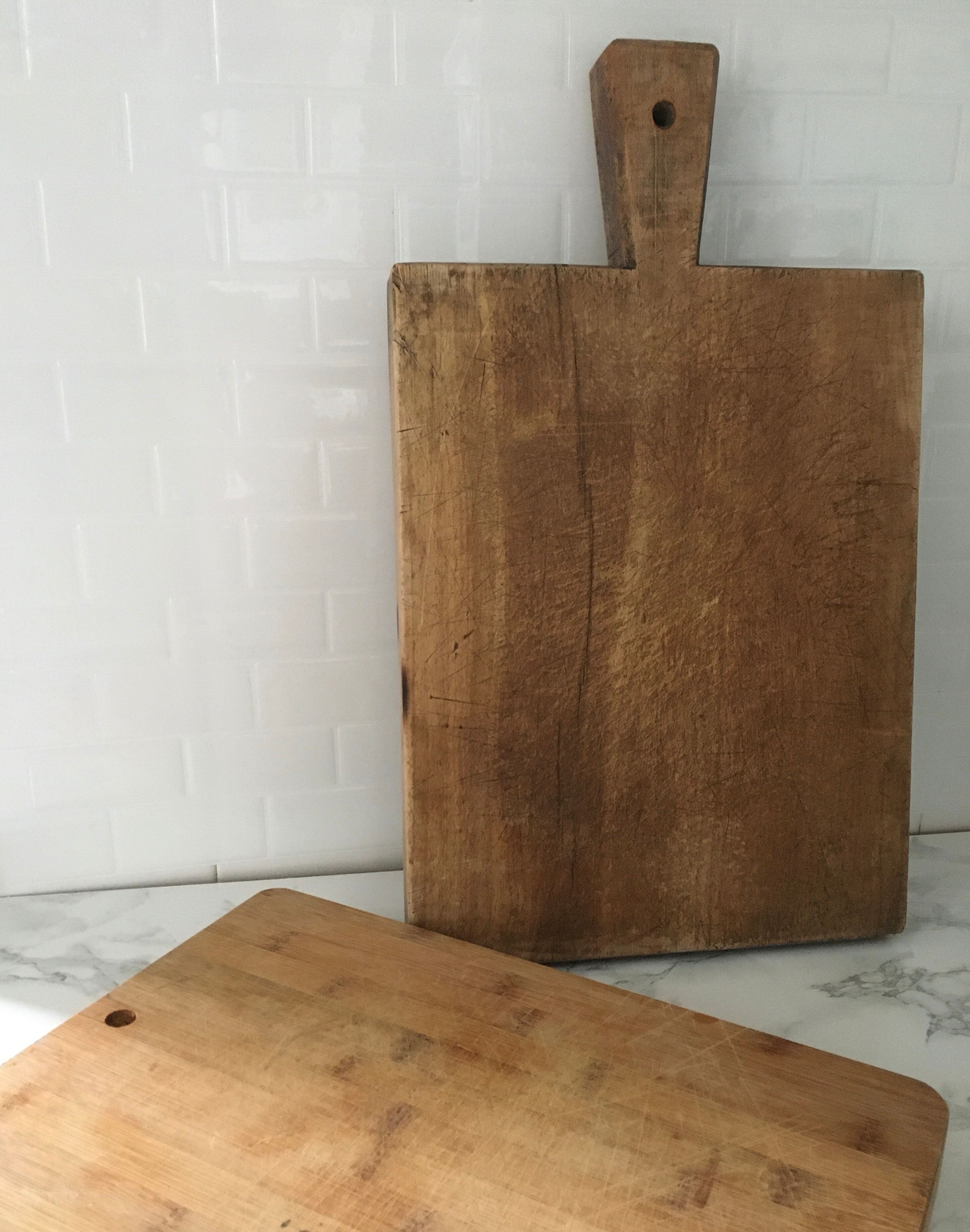 Wooden cutting board