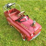 Pedal car