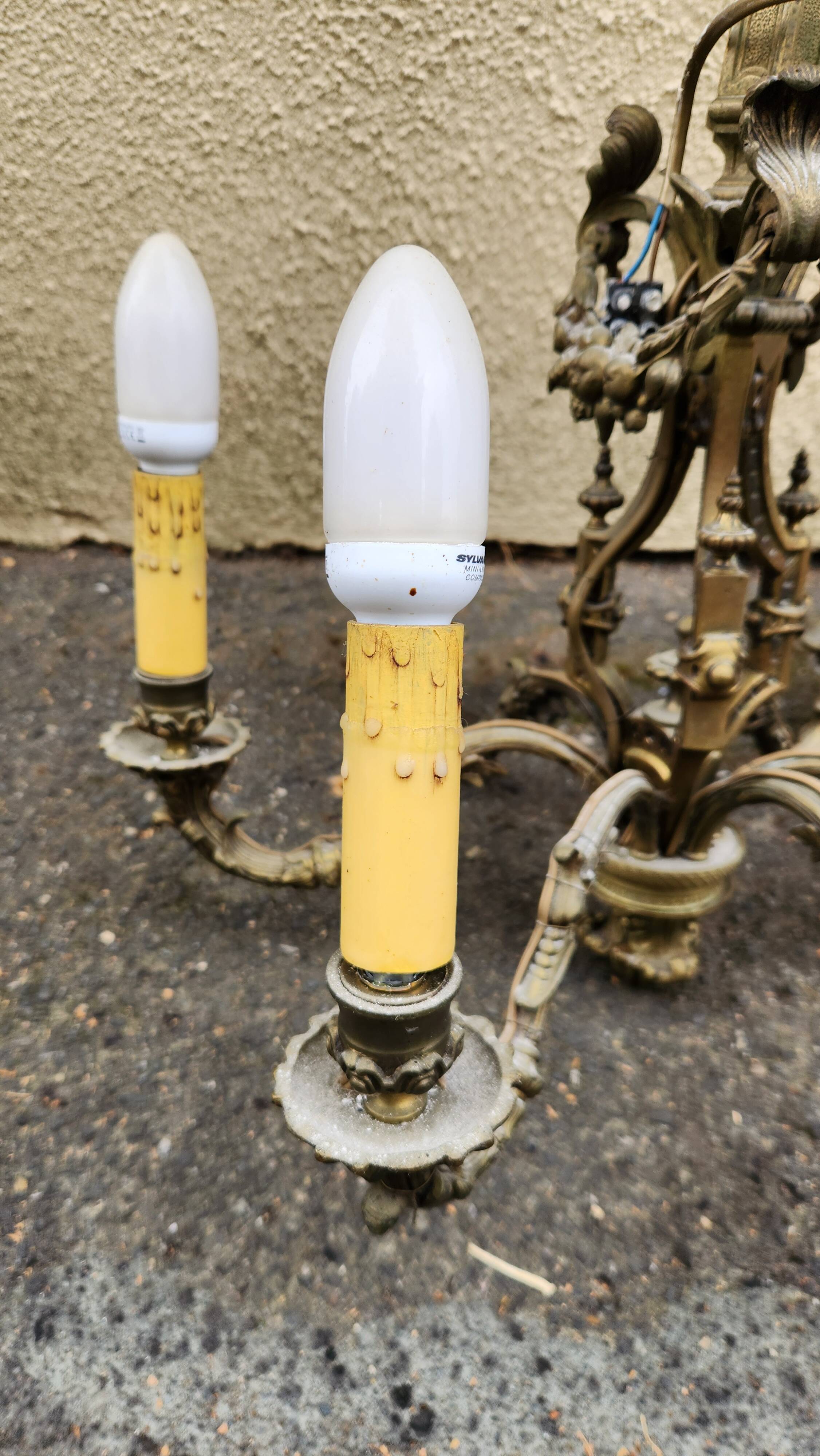 6-light bronze chandelier