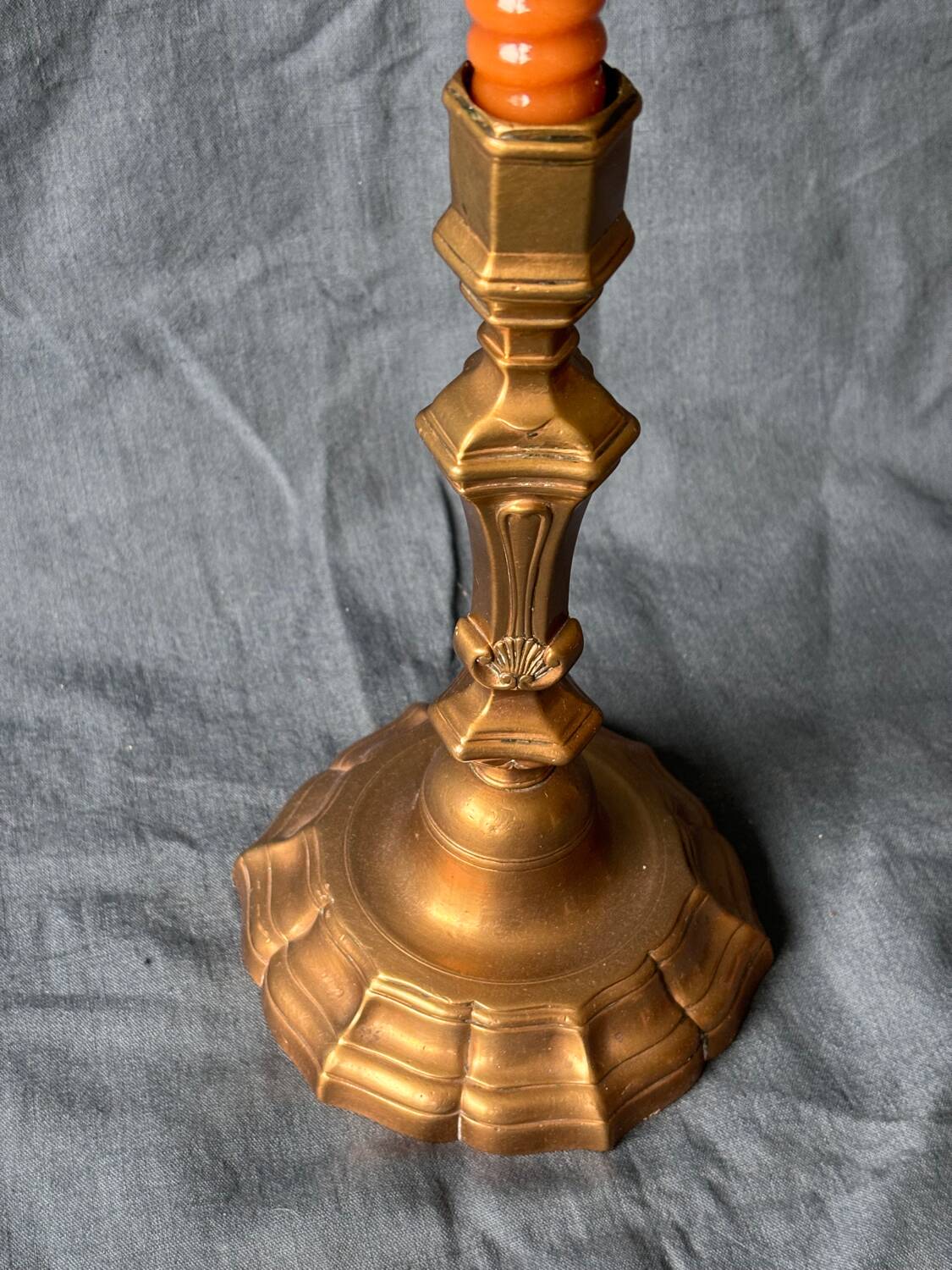 Bronze candle holder