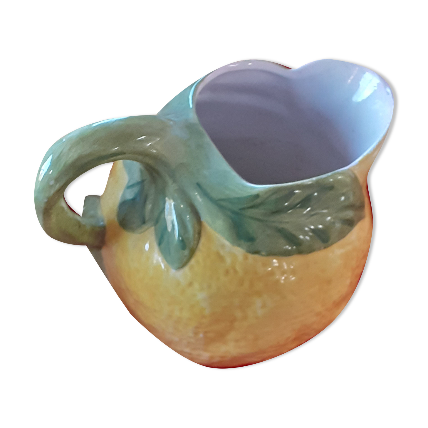 Pitcher in the shape of a lemon