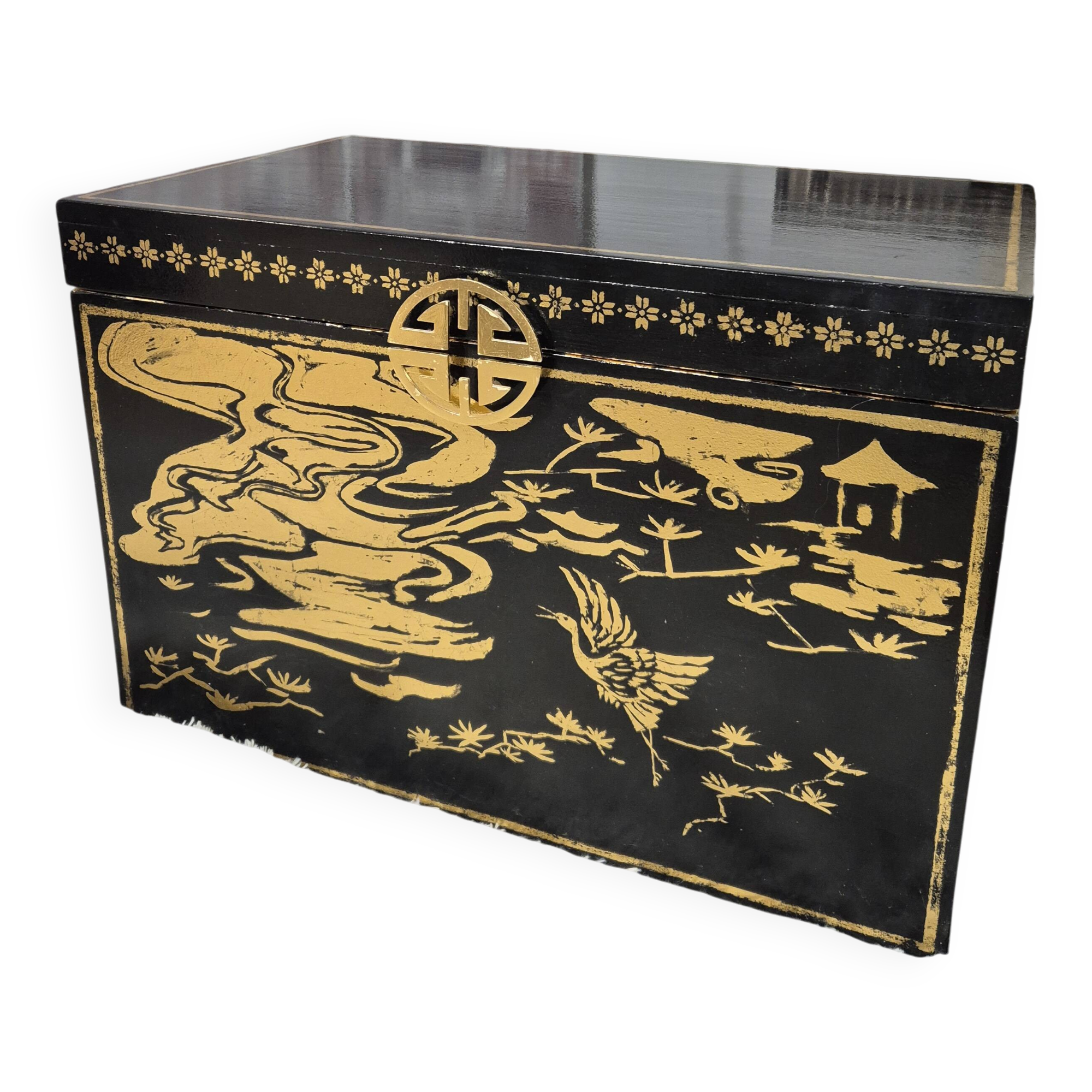 Storage chest