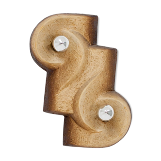 Wall mounted ceramic 60s