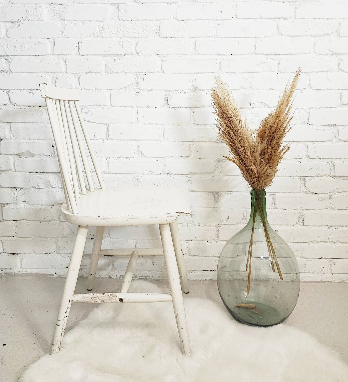 Tapiovaara style chair