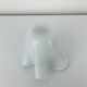 Vase mouchoir en verre blanc vintage