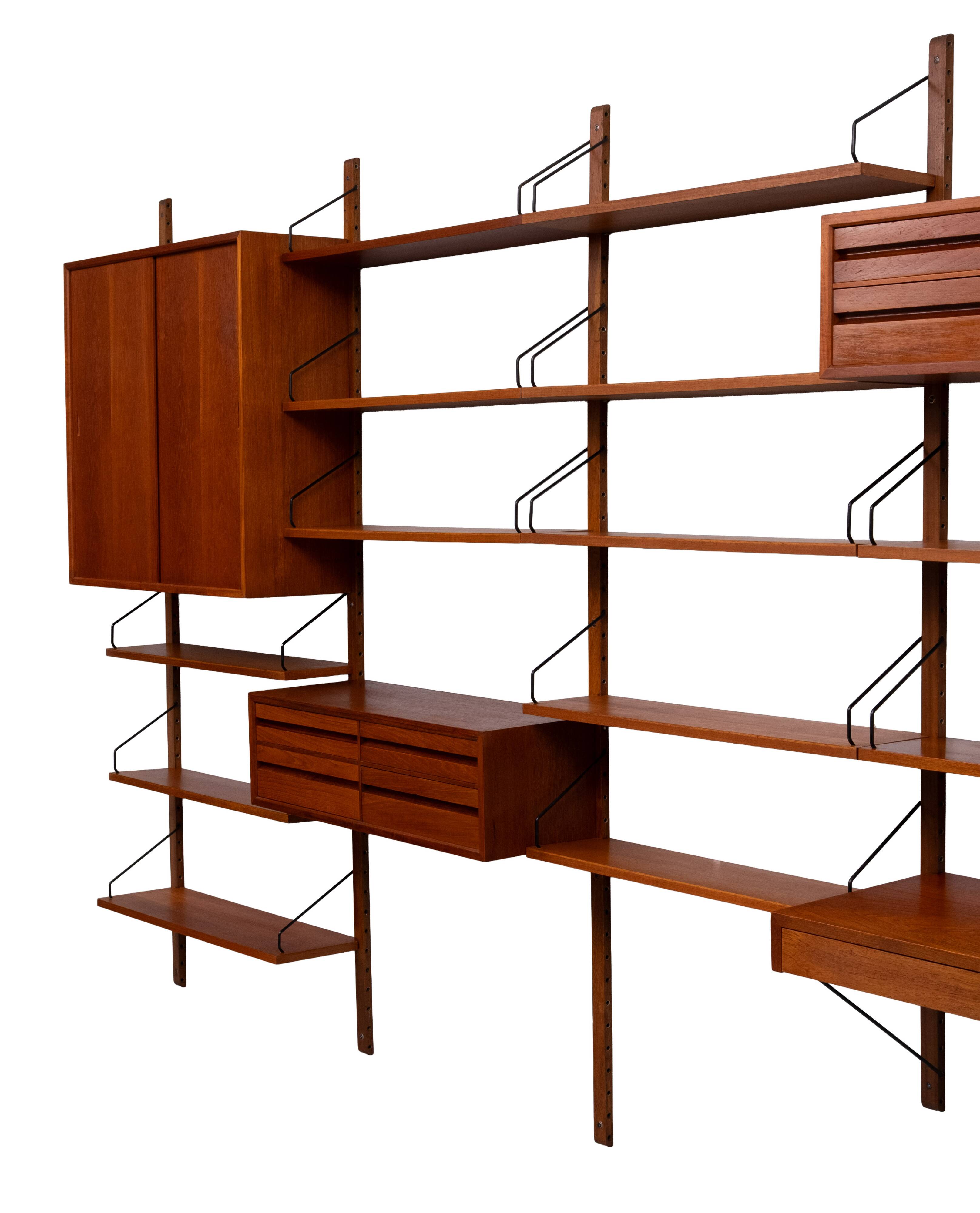 Système mural Royal Teak Poul Cadovius vintage des années 1960 avec 4 armoires