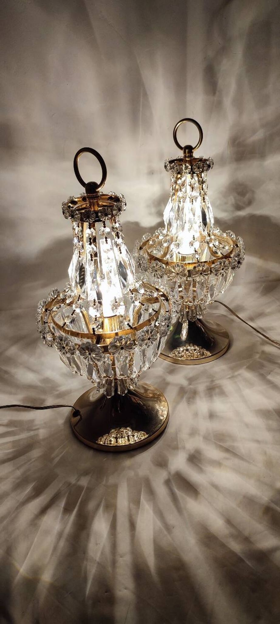 Paire de lampes de table en cristal. Espagne, années 1980.