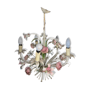 lustre en métal peint