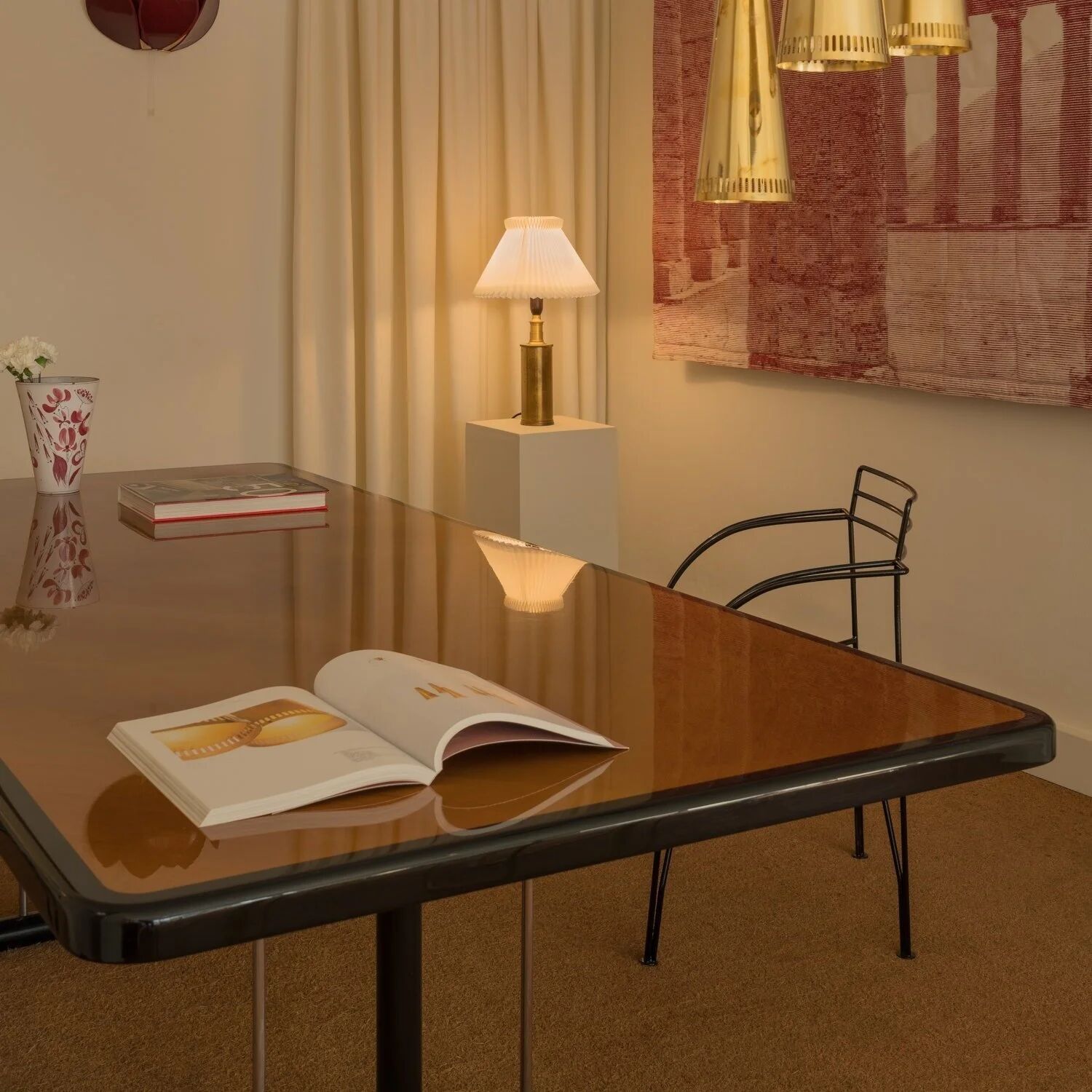 Simon Gavina dining table