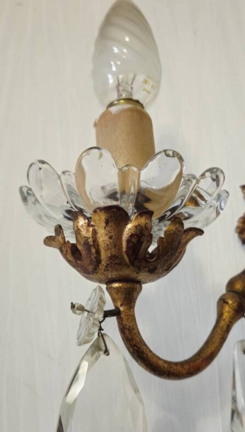 Wall sconce with pendants in Louis XV style