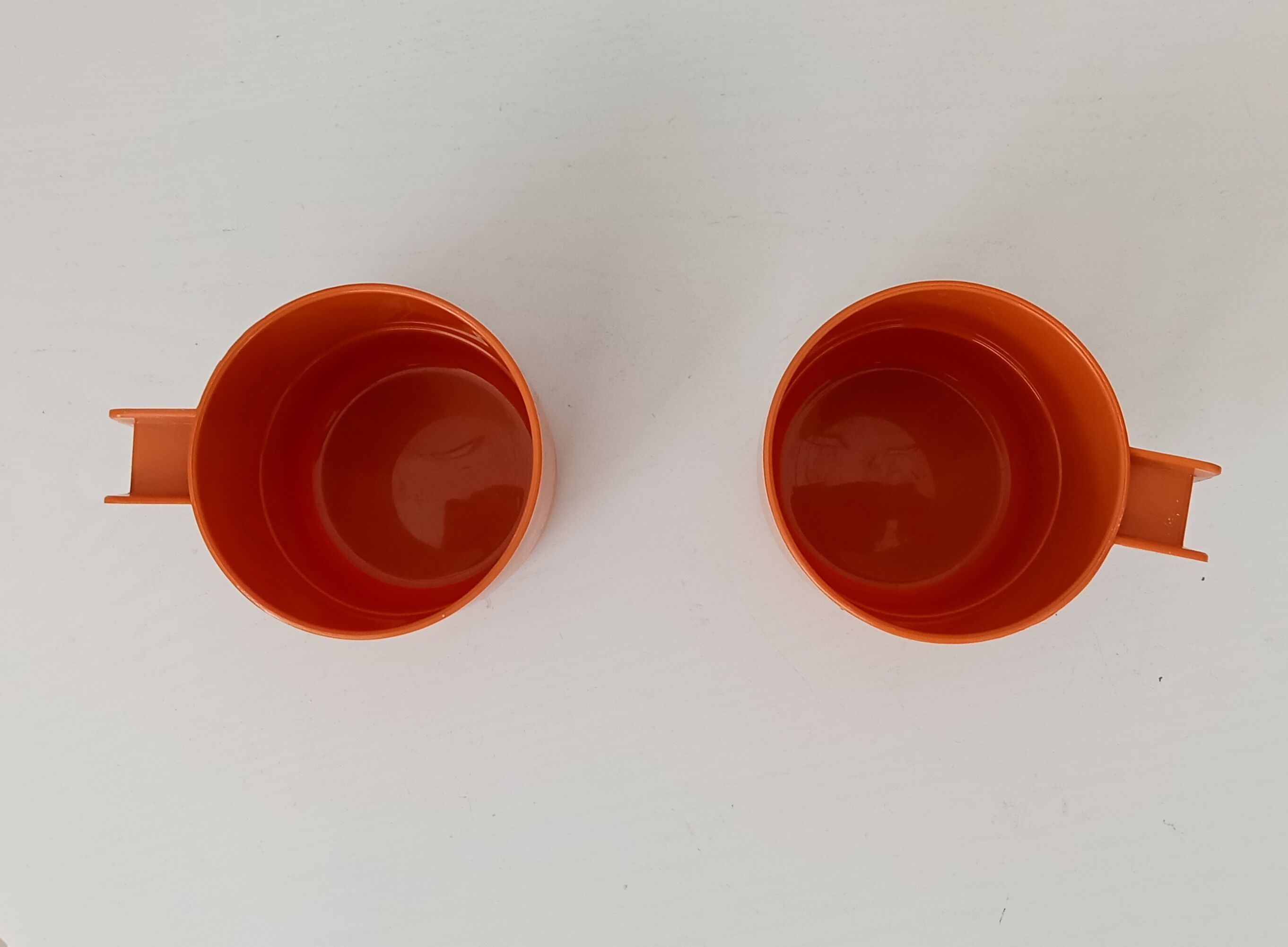 Pair of vintage cups 70s