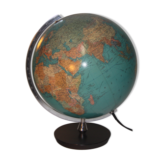 Globe terrestre des années 70