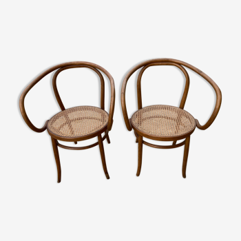 Paire de fauteuils « le corbusier «  par Baumann