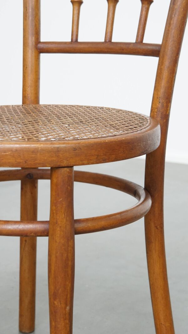 Chaise de bistrot vintage avec assise tissée