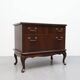 Ensemble de grande table de nuit style Queen Ann.