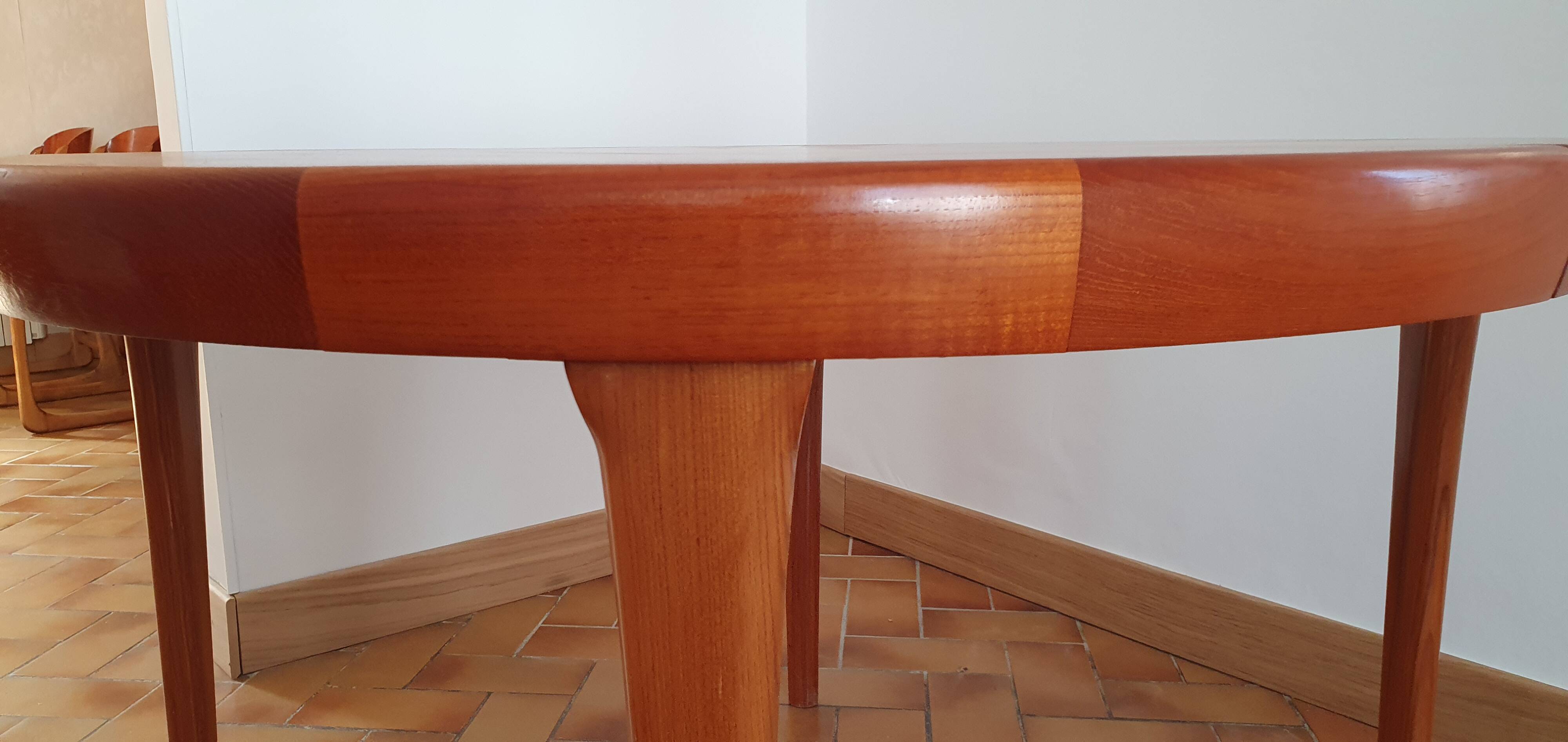 Vintage Scandinavian extendable table with double extension