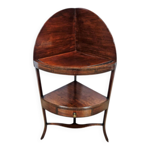 Bassin antique (Meuble