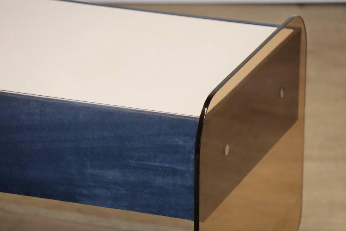 Table de chevet vintage style Michel Dumas en plexiglass, 1970