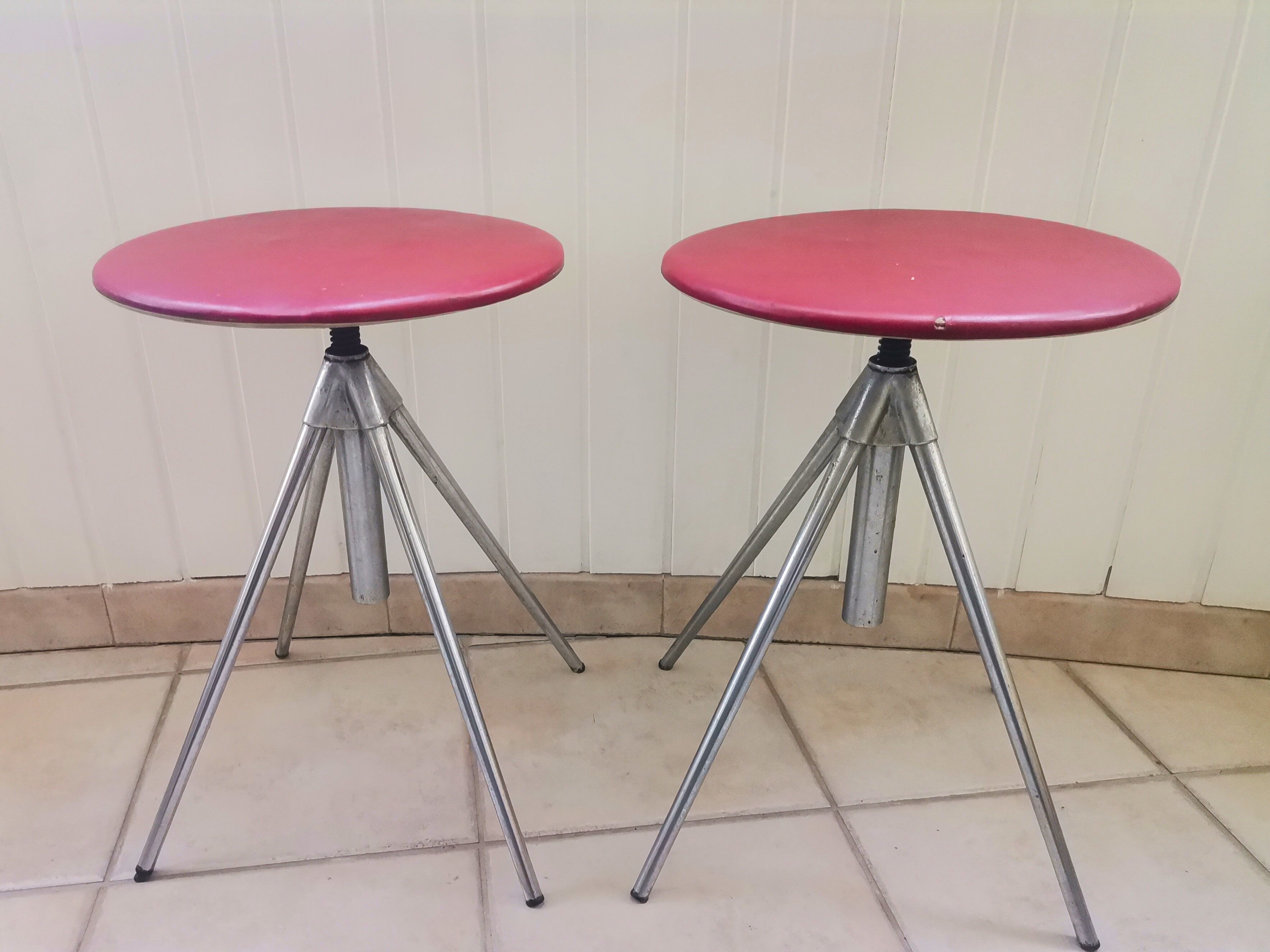 German red leather swivel filigree rotating height adjusting stools by Hailo 1960s, Set of 2