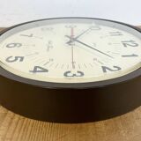 Vintage Brown Bakelite Wall Clock from Seth Thomas, 1980s