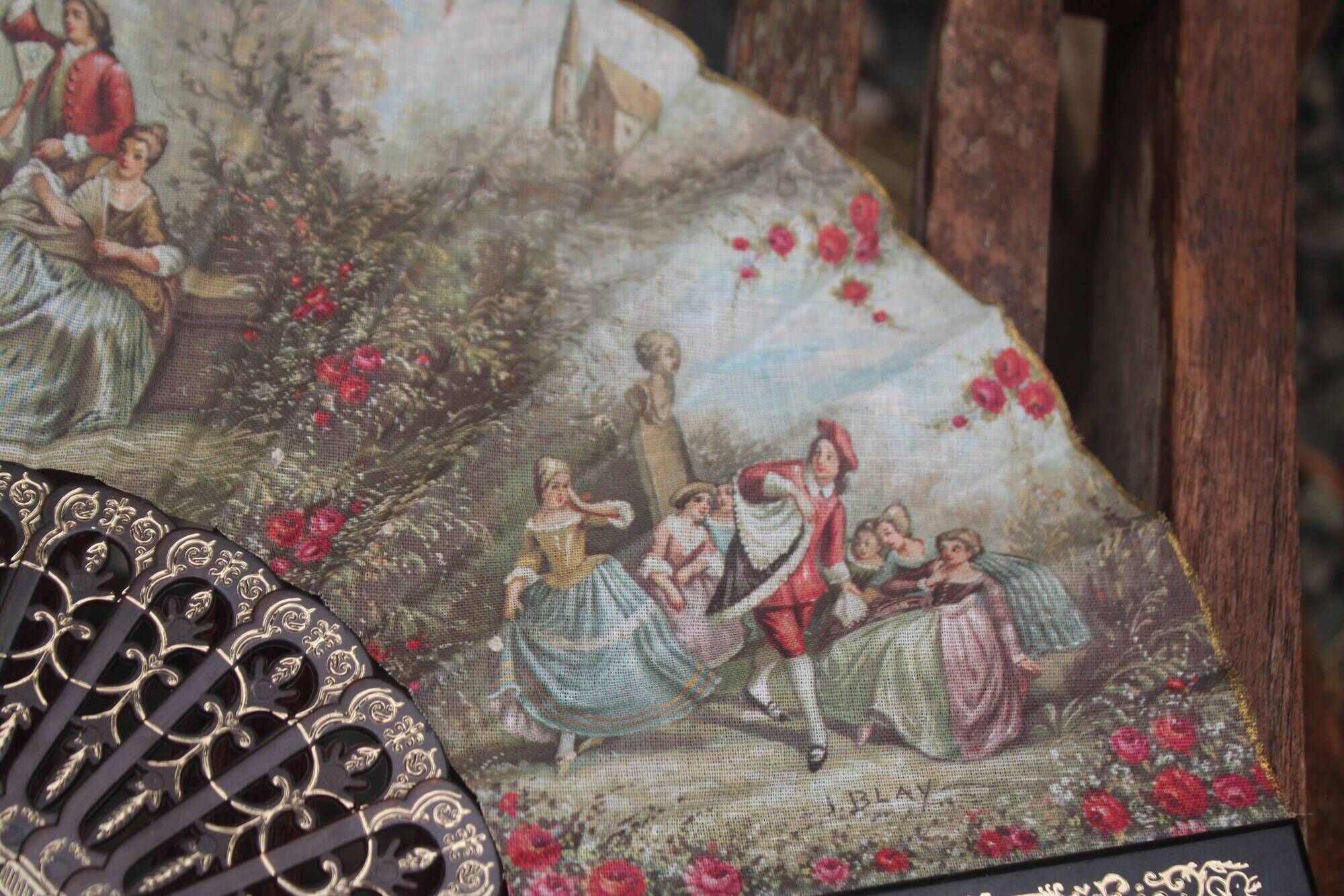 Vintage decorative fan signed JR Romano and J. Blay – Gallant Scenes