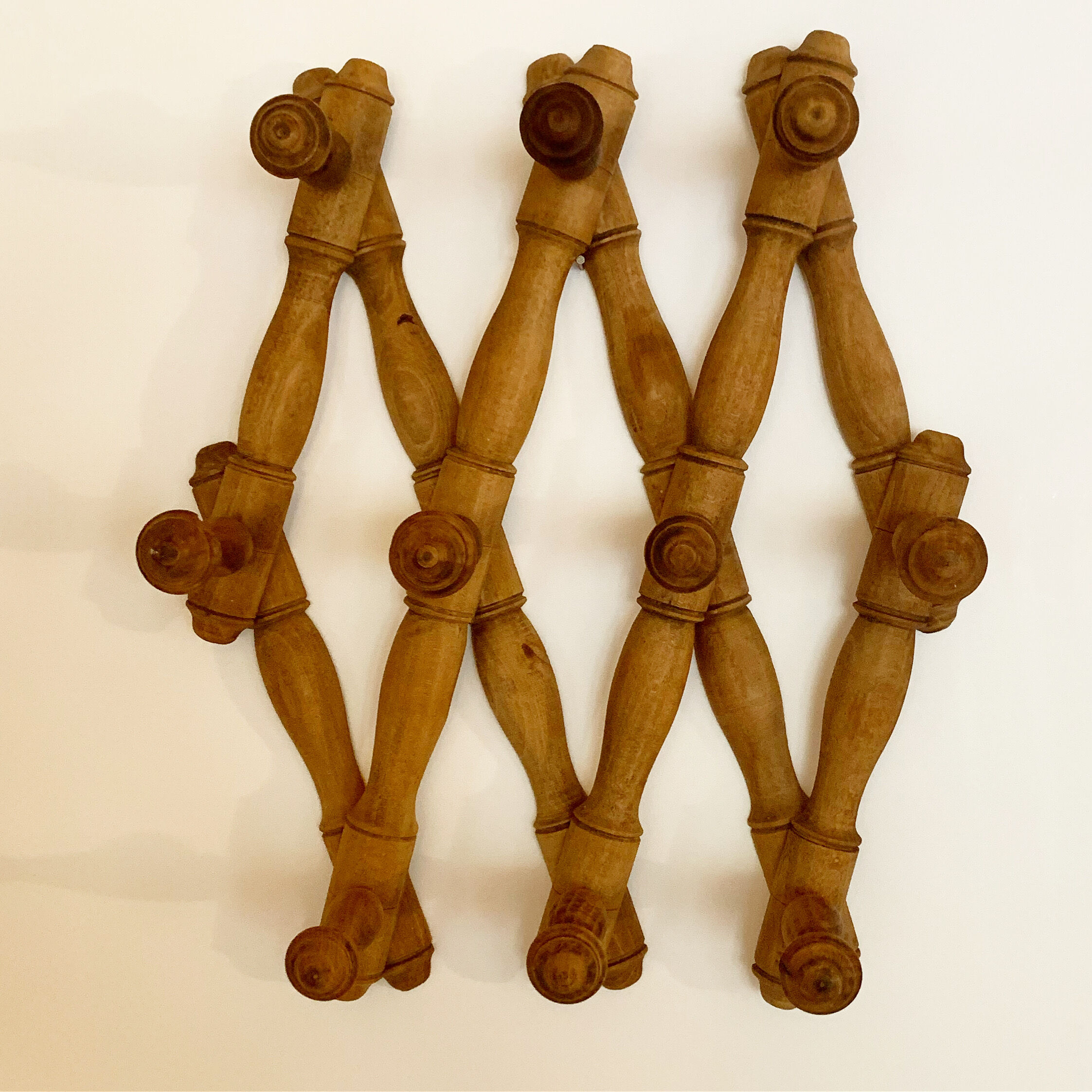 Wall coat rack with 10 hooks