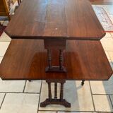 Table à thé en acajou