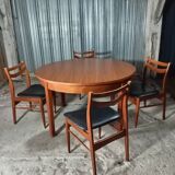 Ensemble table et chaises scandinave