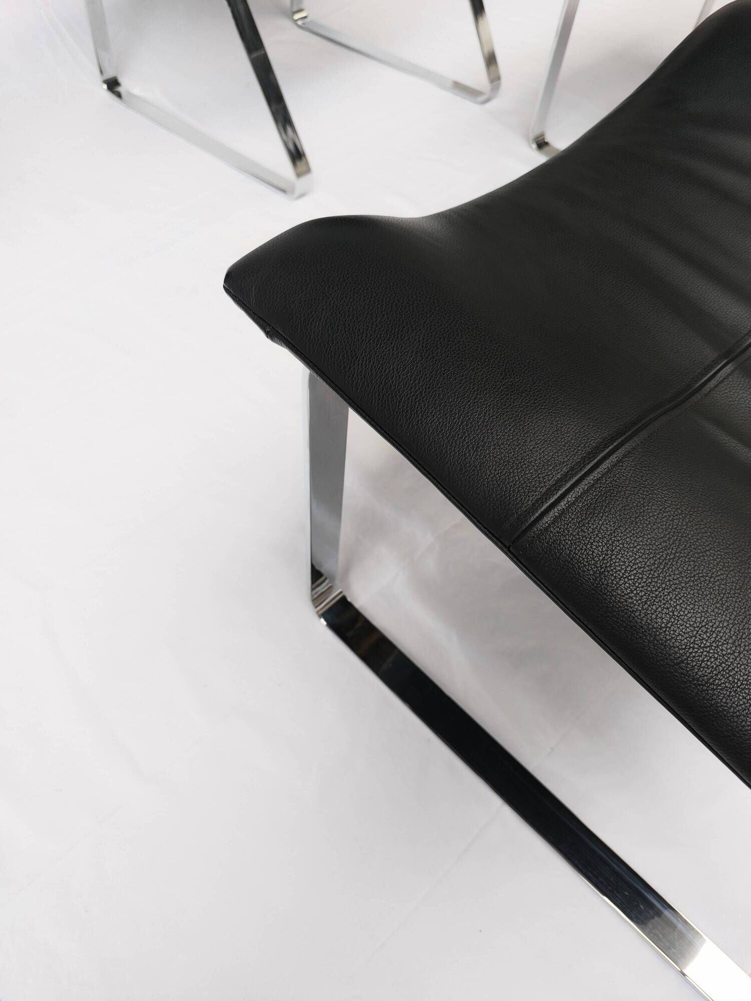 4 chaises BoConcept JetChair