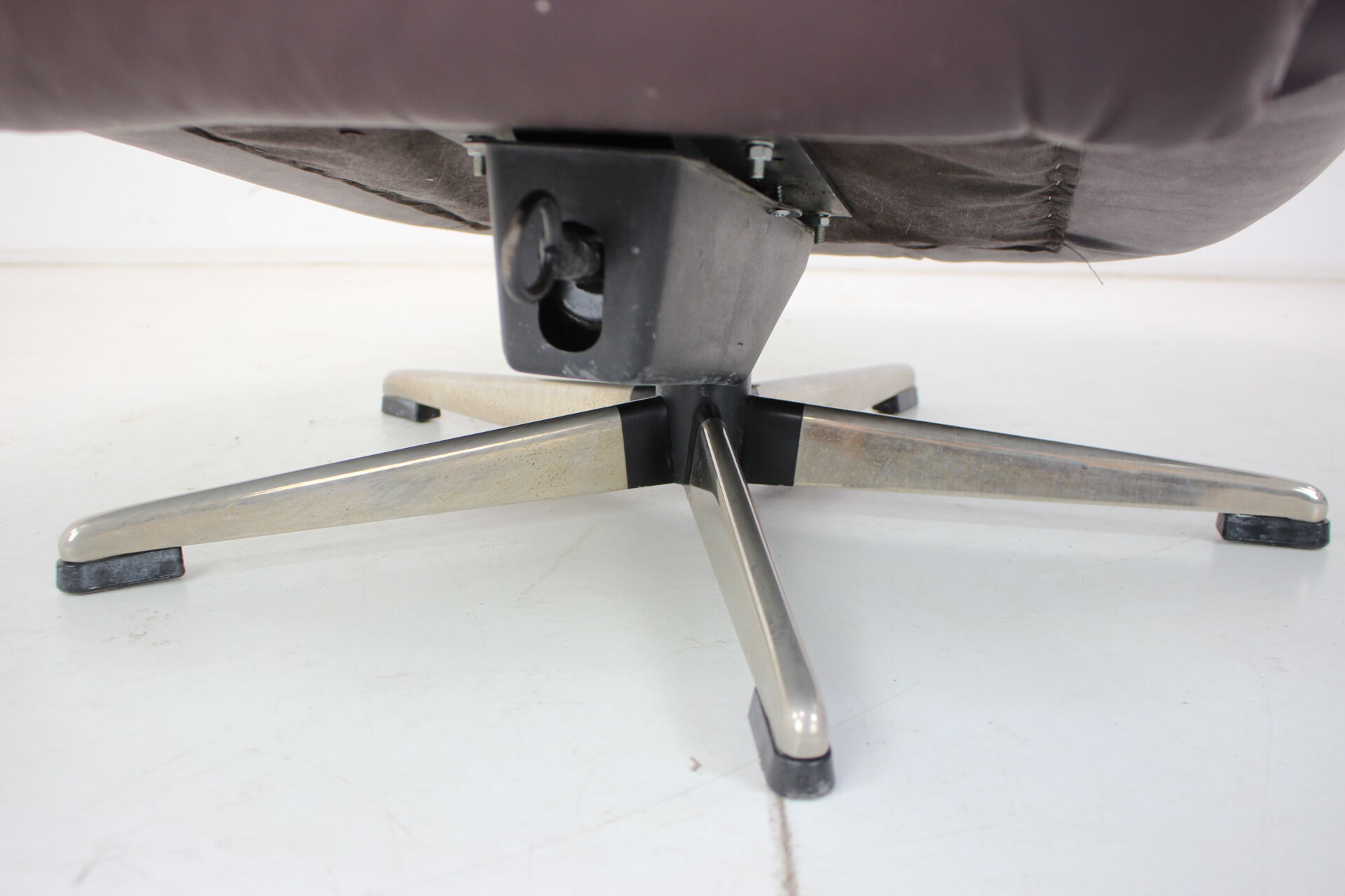 Large scandinavian adjustable leather armchair by peem, 1970s, finland