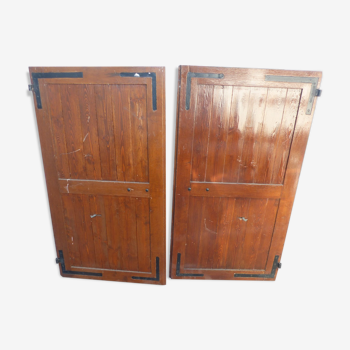 Old rustic shutters 2 flaps dim L 146 cm x H 137 cm