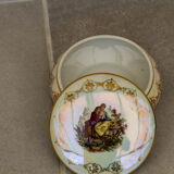 Bonbonniere or jewelry box