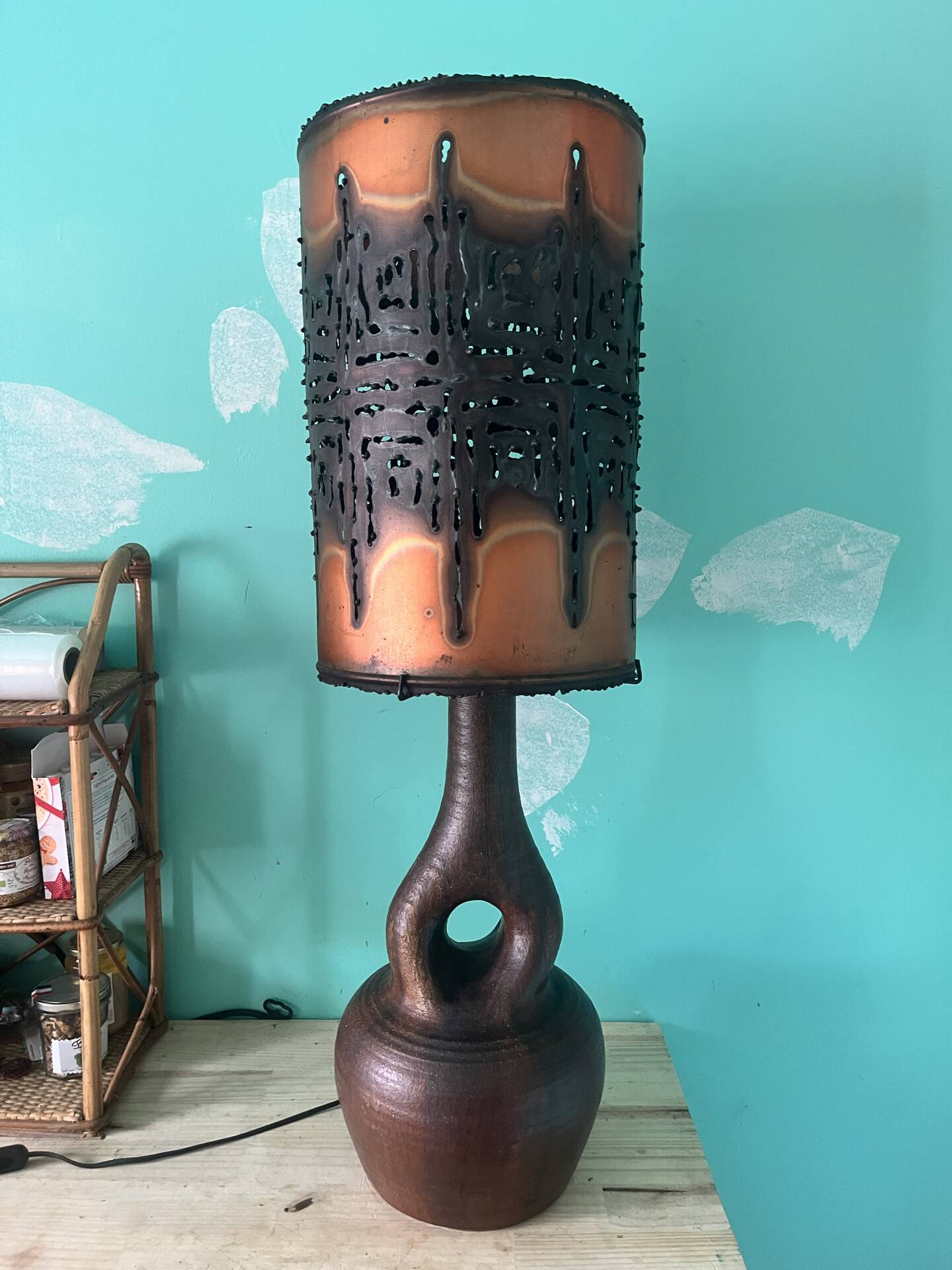Large vintage ceramic floor lamp accolay & brutalist copper - 10