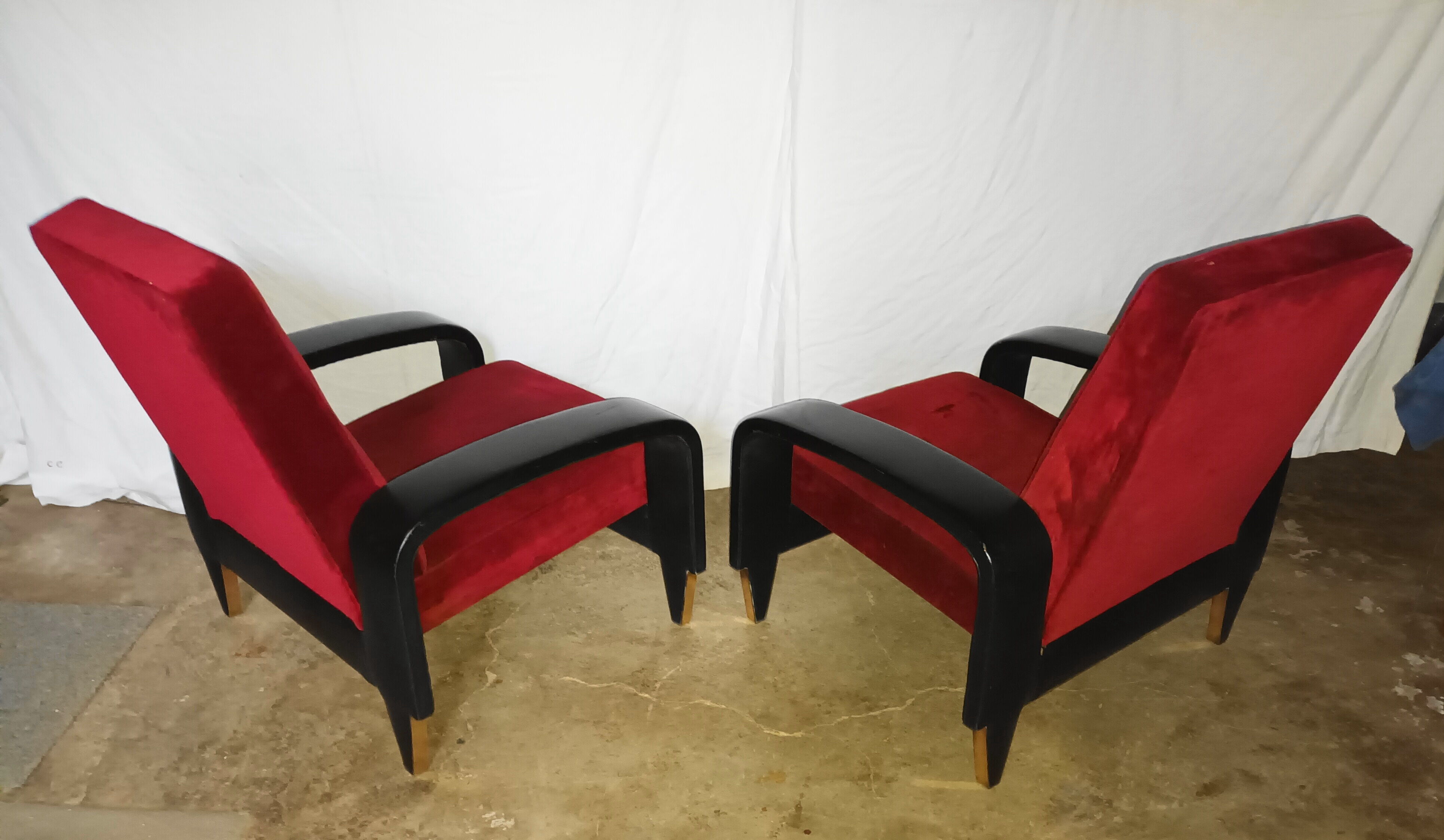 Pair of Italian club chair from the 50s