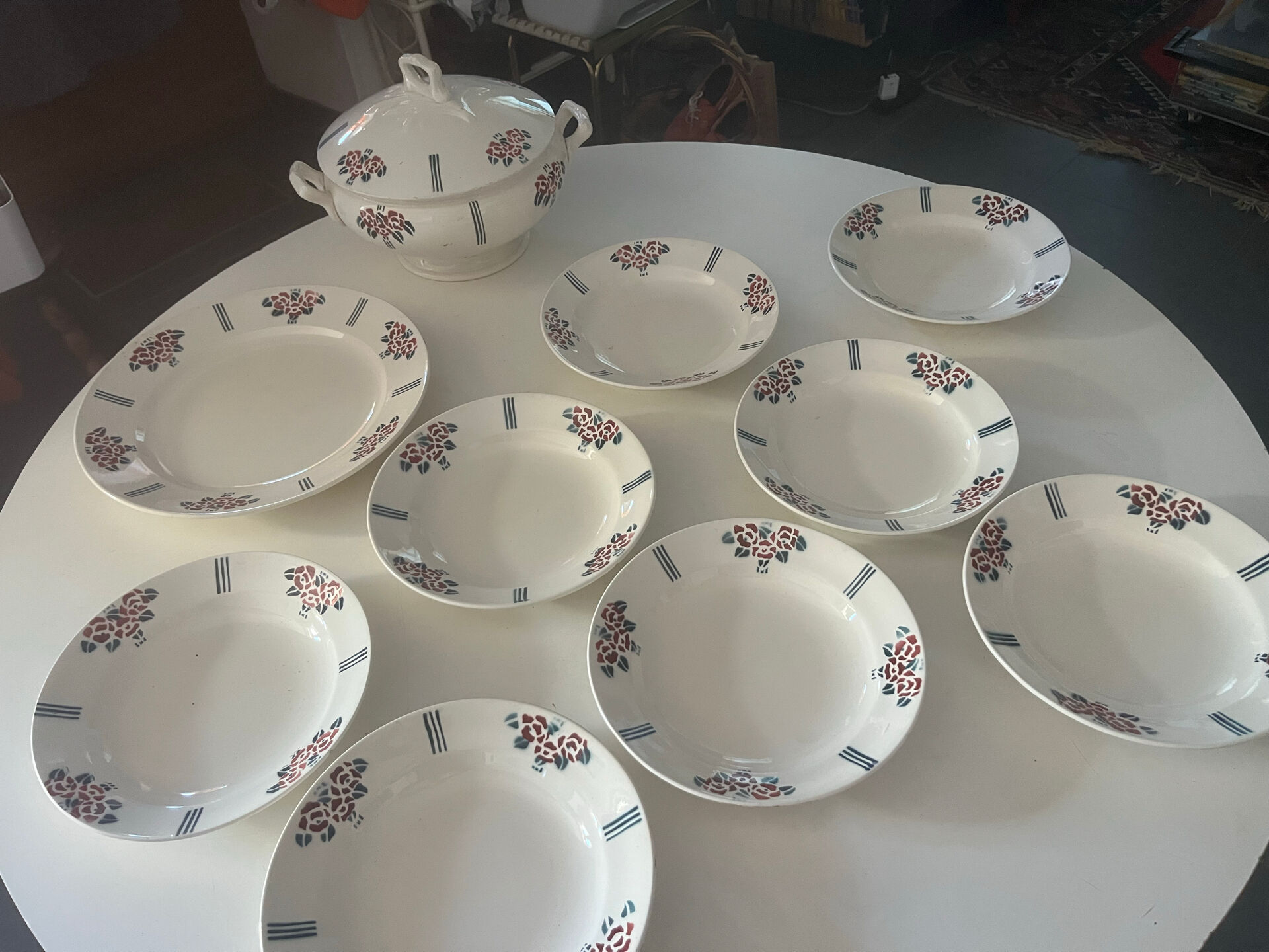 Antique faience service Meaux Longchamp