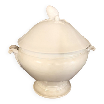 Large soup tureen