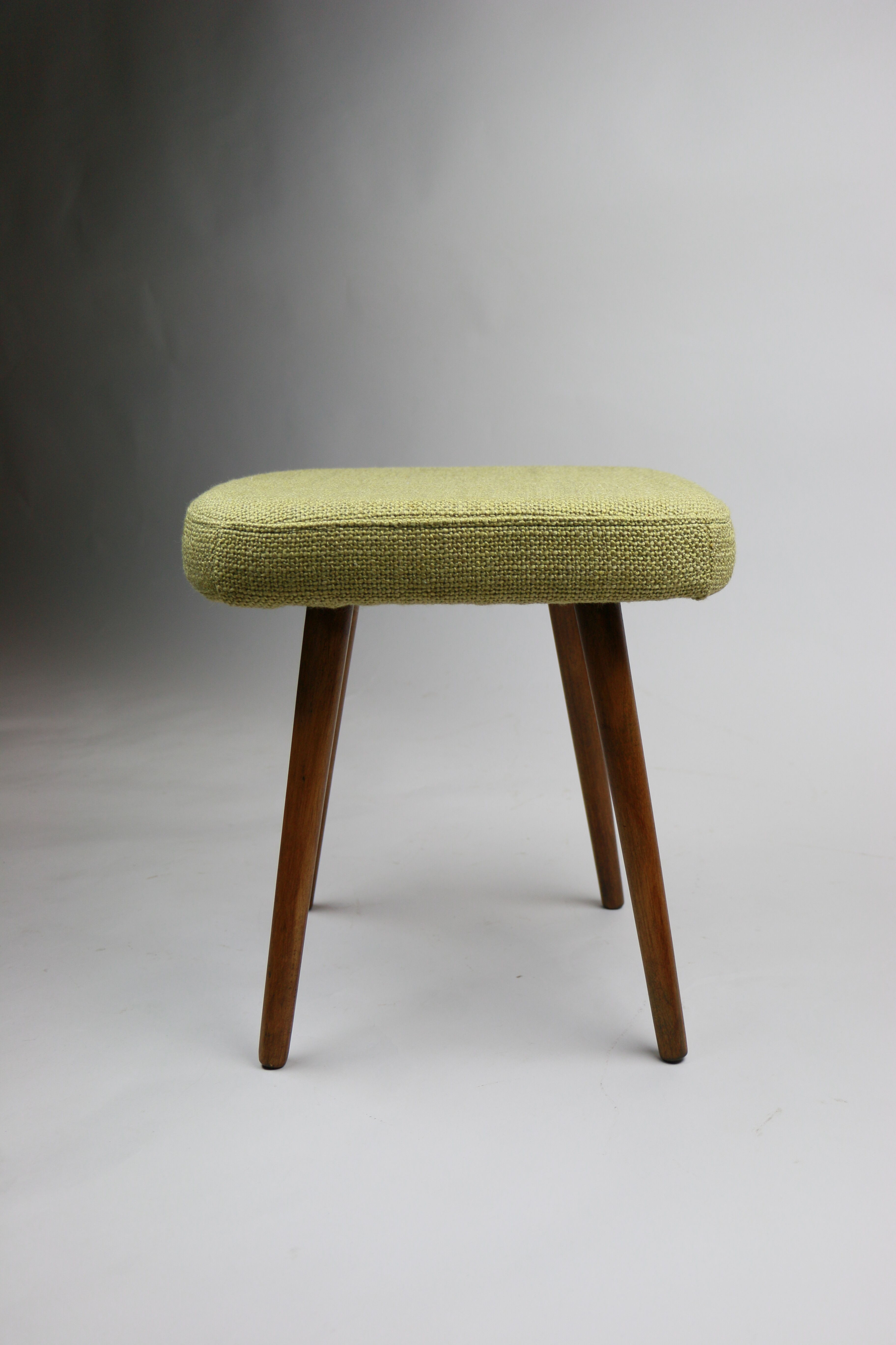 Vintage yellow stool, 1970