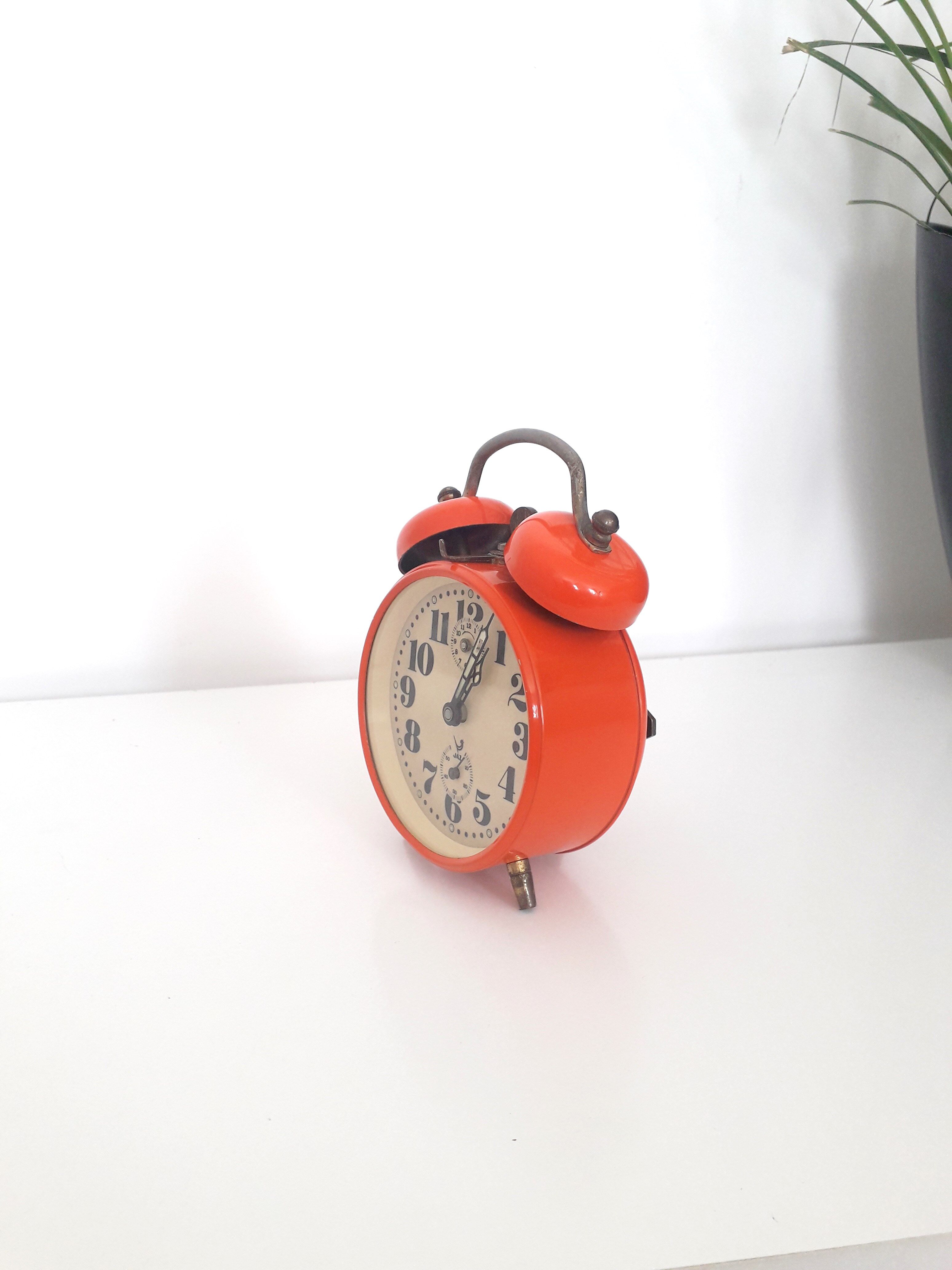 Old mechanical alarm clock JAZ CLIBIC - Orange lacquered metal - 1970