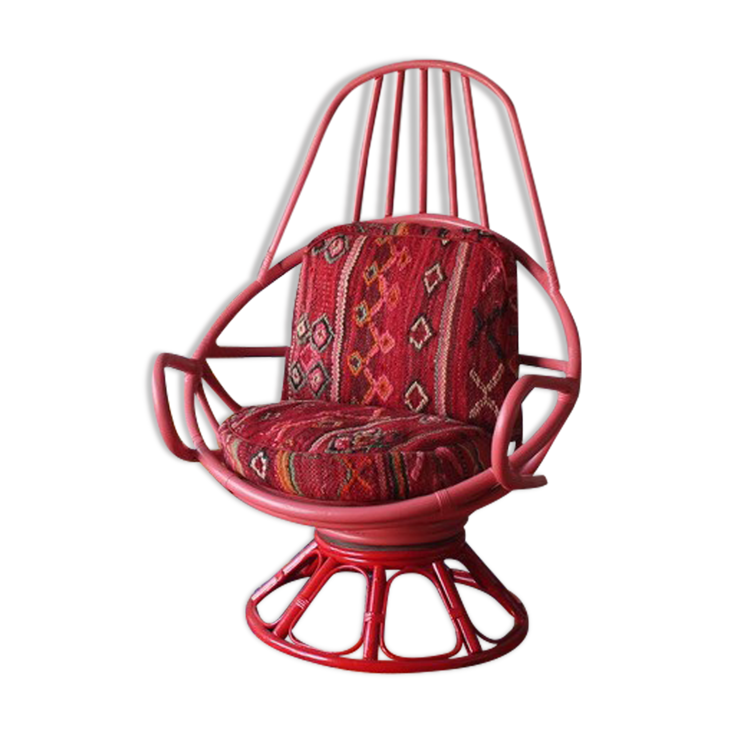 Restored vintage 70s armchair with custom-made Moroccan cushions, pink and red armchair