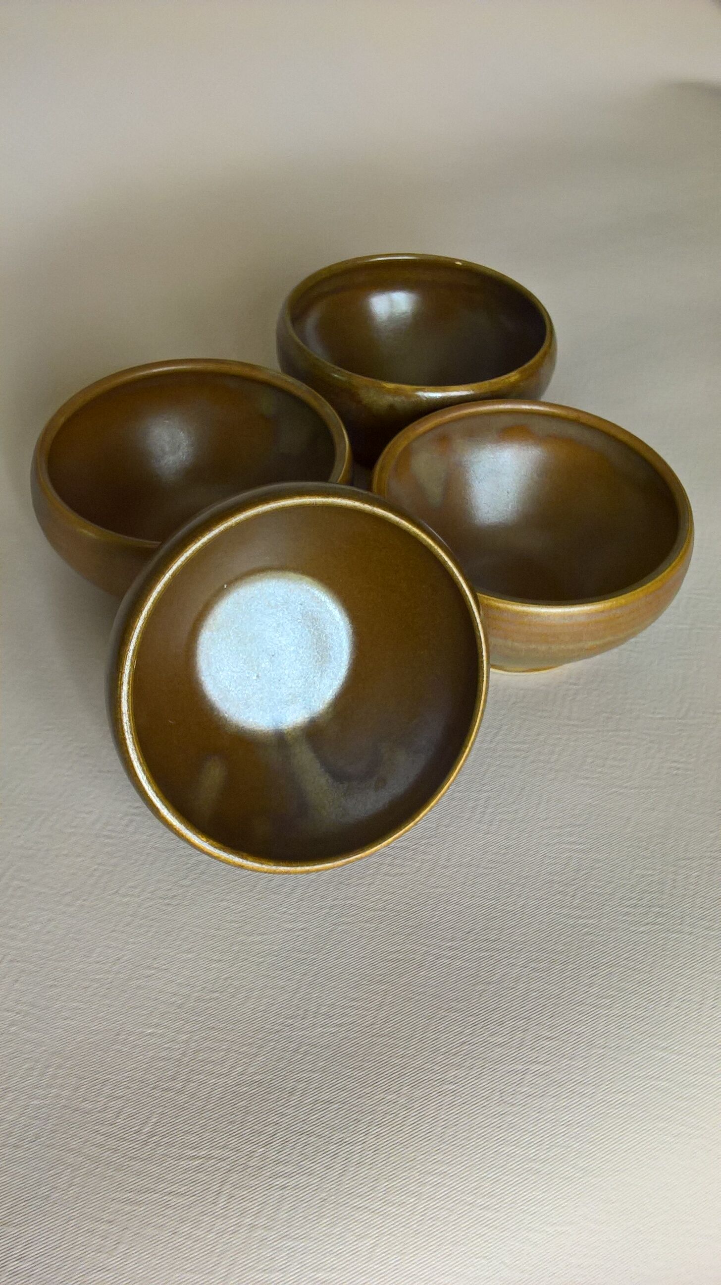 Four Digoin golden sandstone bowls