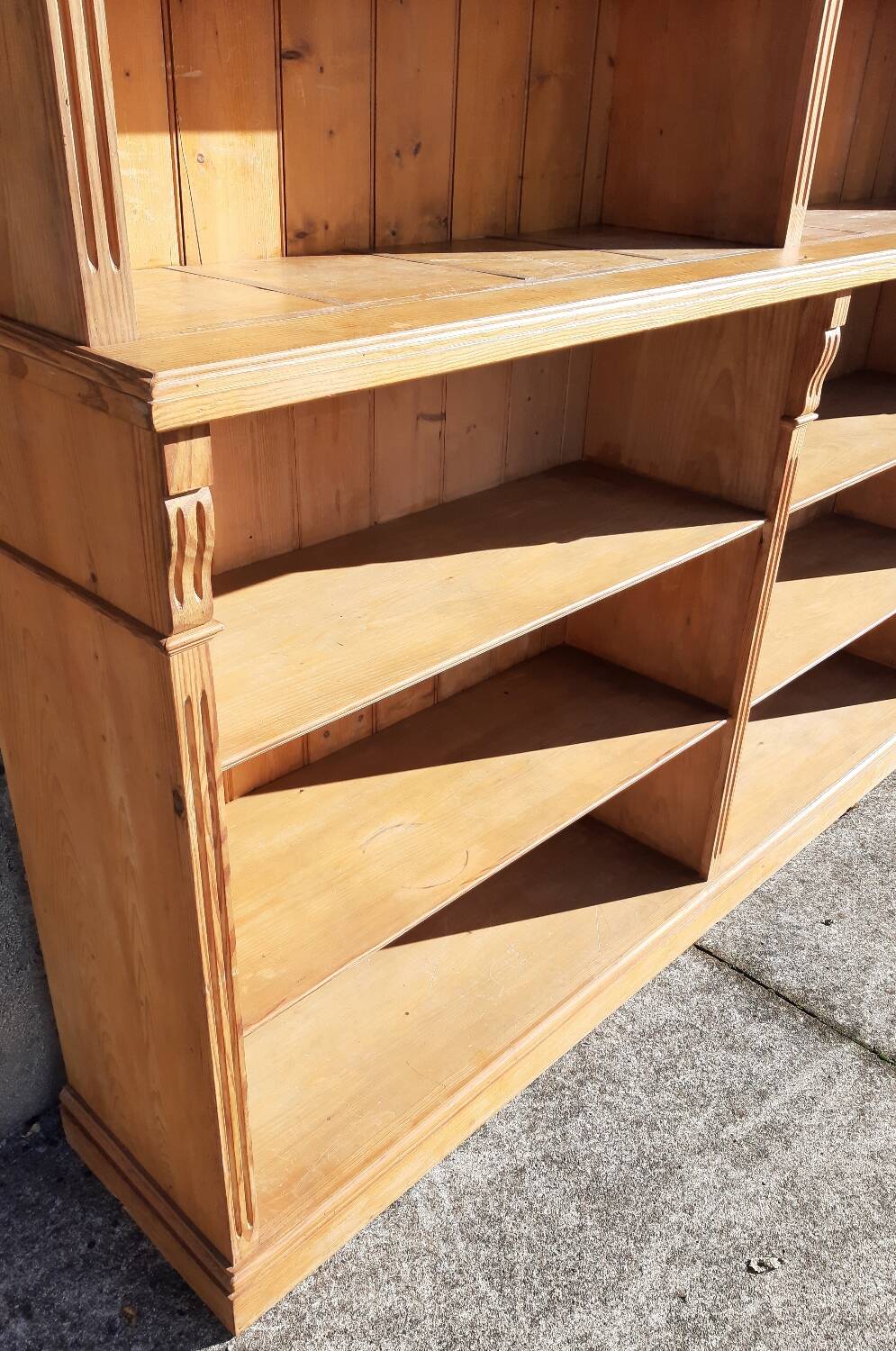 Pine bookcase (251 x 49 x height 288 cm)