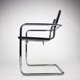 Pair of Matteo Grassi MG5 chairs in black leather and chrome