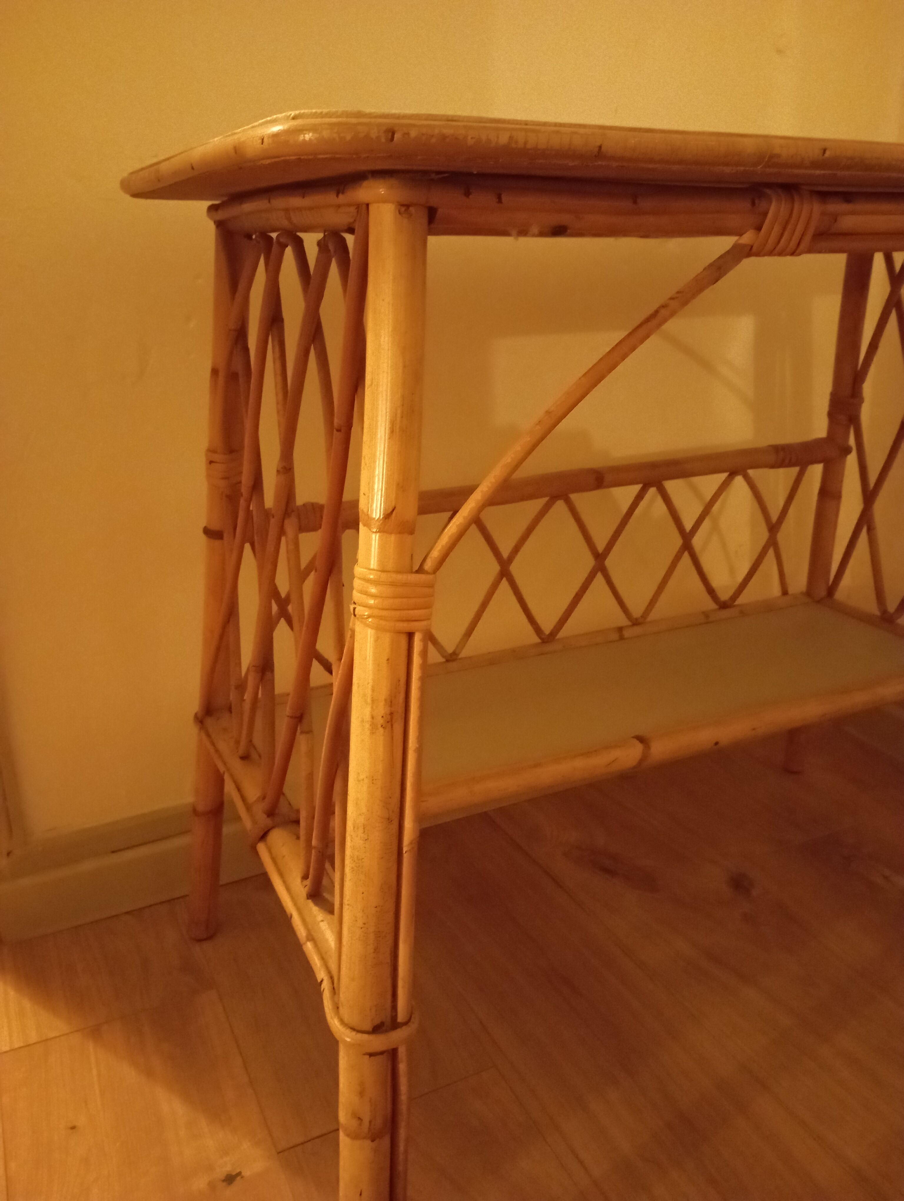 Rattan & wicker desk